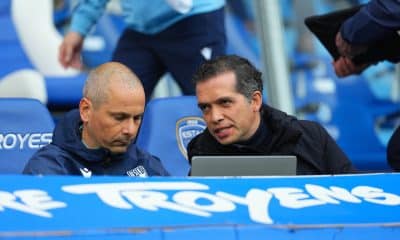 Luis Castro, futur entraîneur du FC Nantes, à l'époque où il dirigeait Dunkerque.