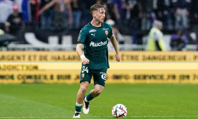 RC Lens Mercato : c&rsquo;est officiel pour Pouilly, les Sang et Or le remercient