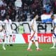 Les Lyonnais ont pris un nouveau coup sur la tête face au RC Lens.