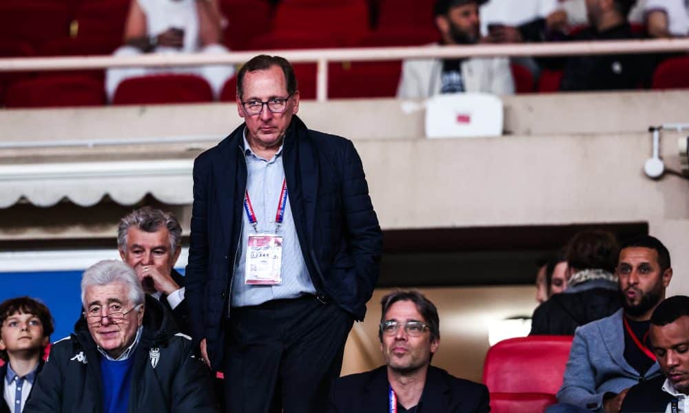 Le propriétaire de l'OL, John Textor, lors d'un match à Monaco.