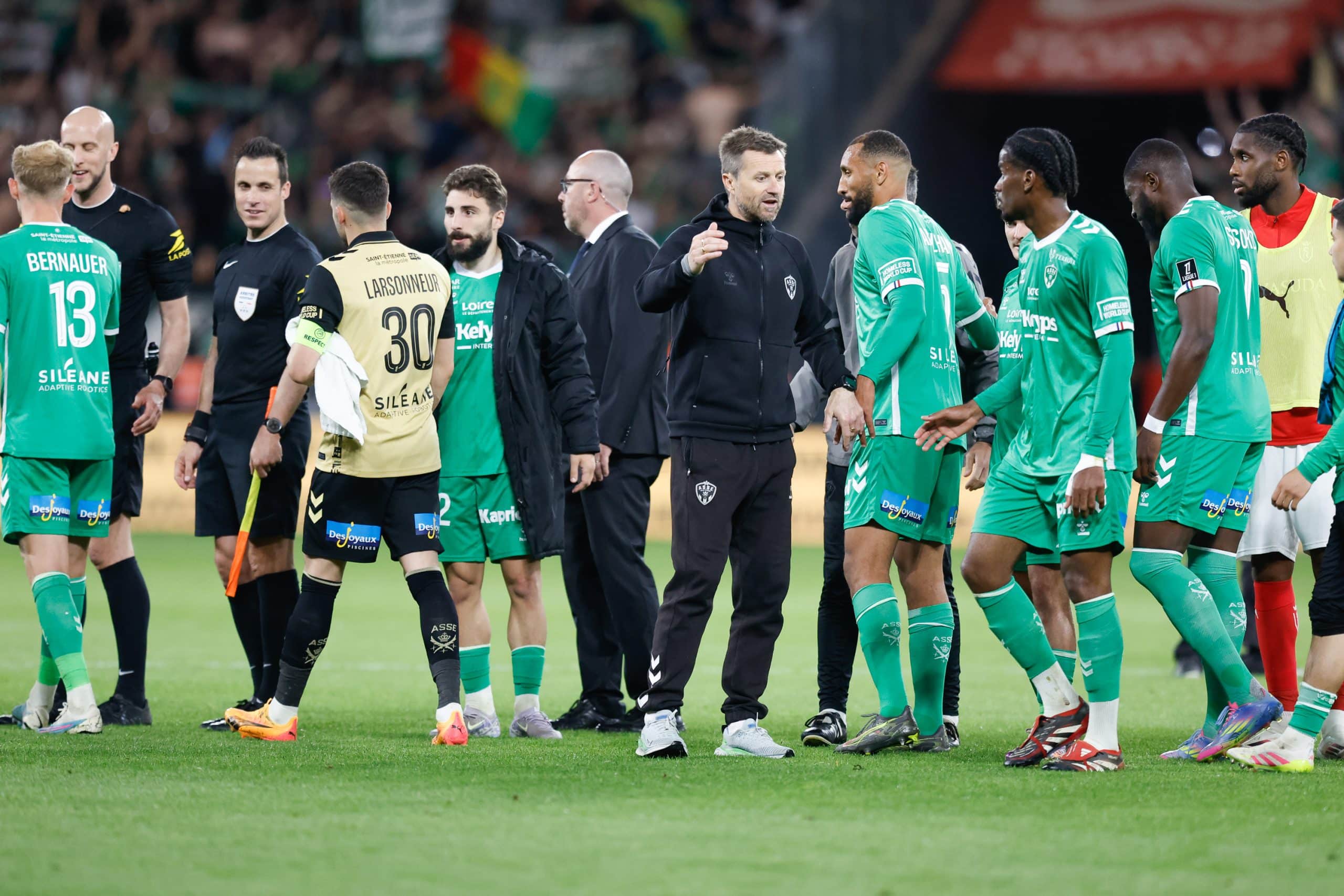 Eirik Horneland aux côtés de ses joueurs