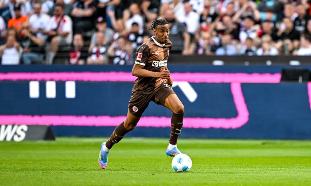 Morgan Guilavogui sous le maillot de Sankt-Pauli