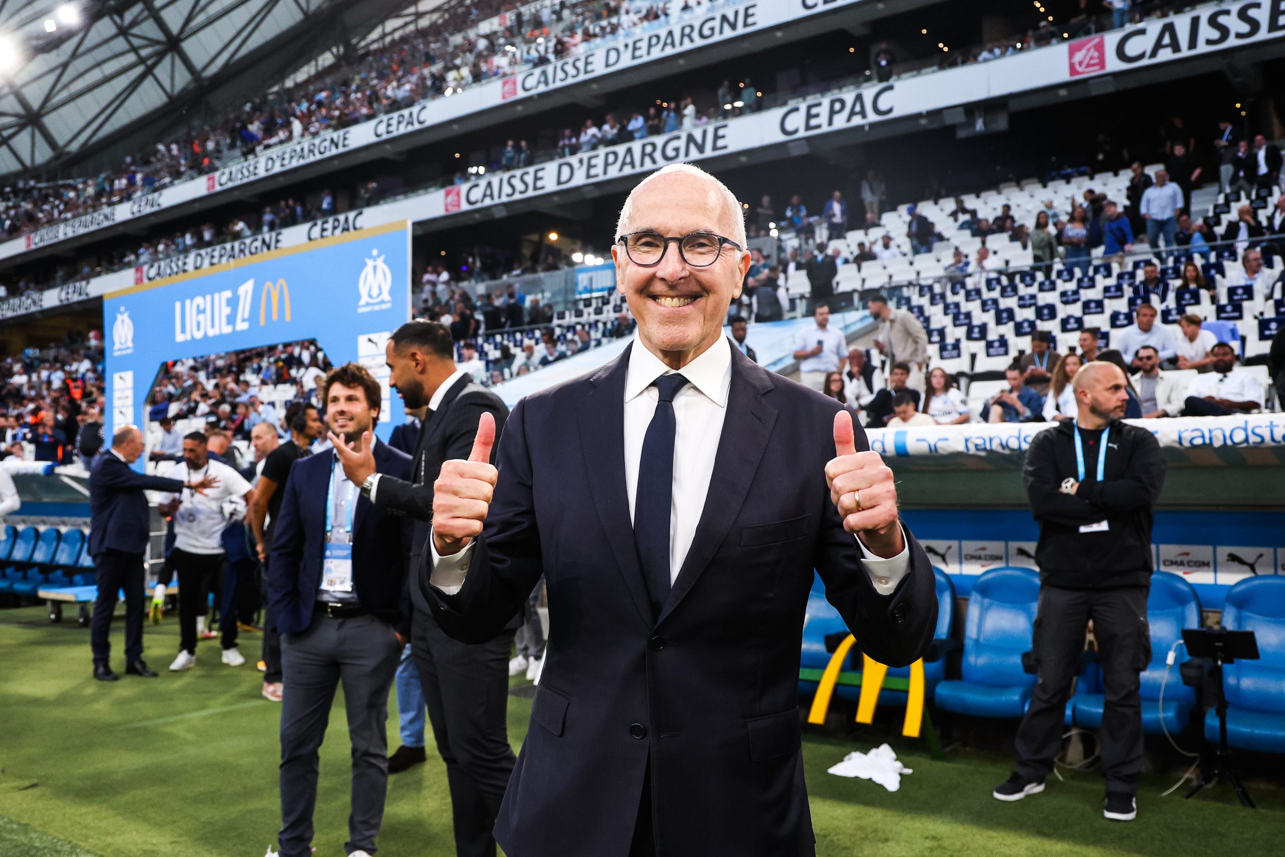 Le propriétaire de l'OM, Frank McCourt, lors d'un match au Vélodrome la saison dernière.