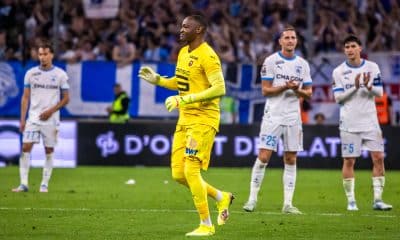 Steve Mandanda lors d'OM - Stade Rennais