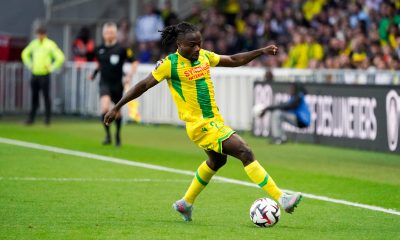 L'ailier du FC Nantes Moses Simon pourrait quitter le club dans les prochaines heures.
