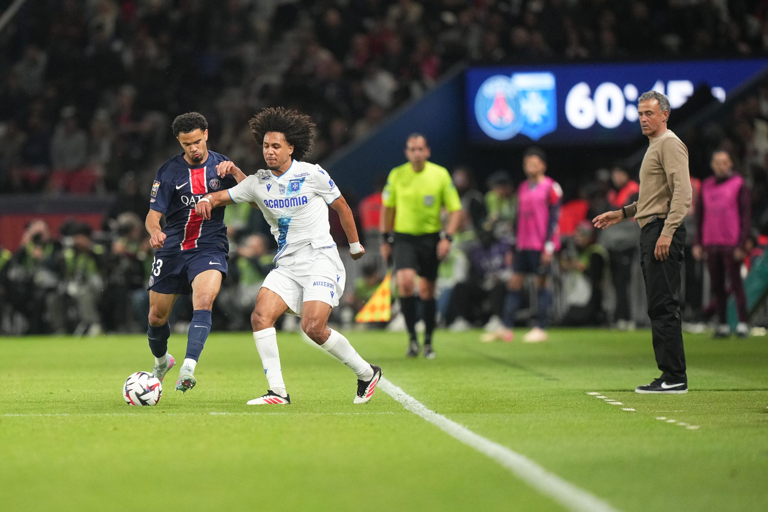 PSG : Luis Enrique va relancer un joueur face à Tottenham, pas de record pour les supporters