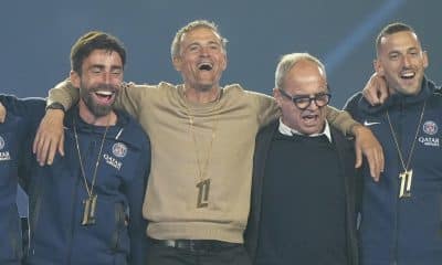 Luis Enrique aux côtés de Luis Campos