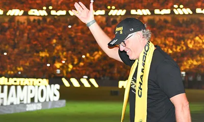 Revue de presse : Habib Beye proposé à plusieurs clubs, le Stade Rennais rêve de Laurent Blanc !