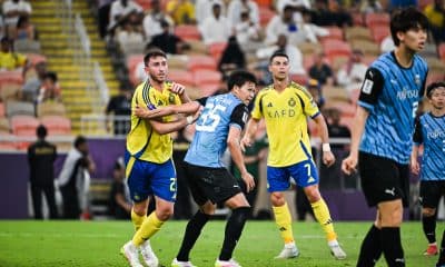 Aymeric Laporte, avec Cristiano Ronaldo, lors d'un match d'Al-Nassr.