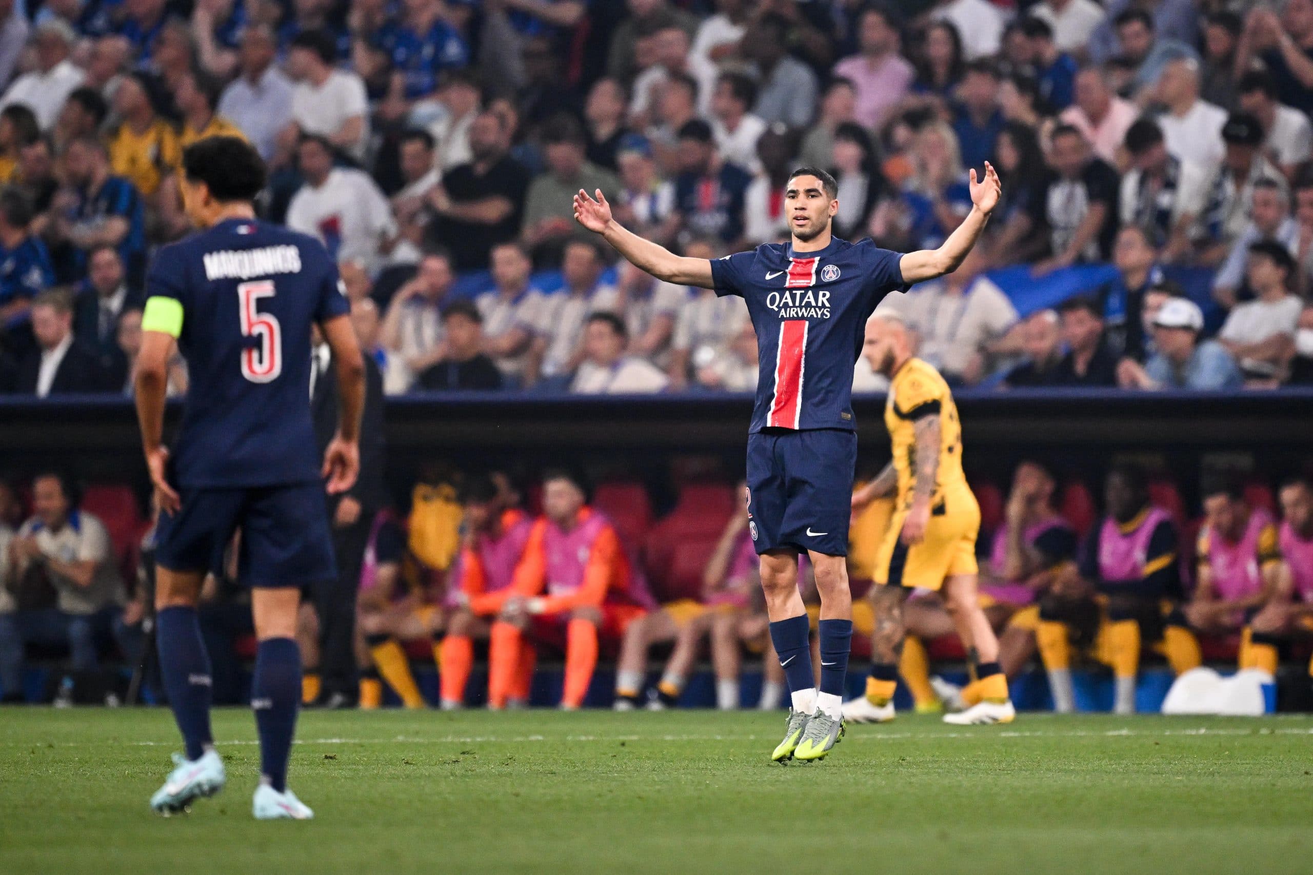 La joie d'Achraf Hakimi après son but lors de PSG-Inter Milan.