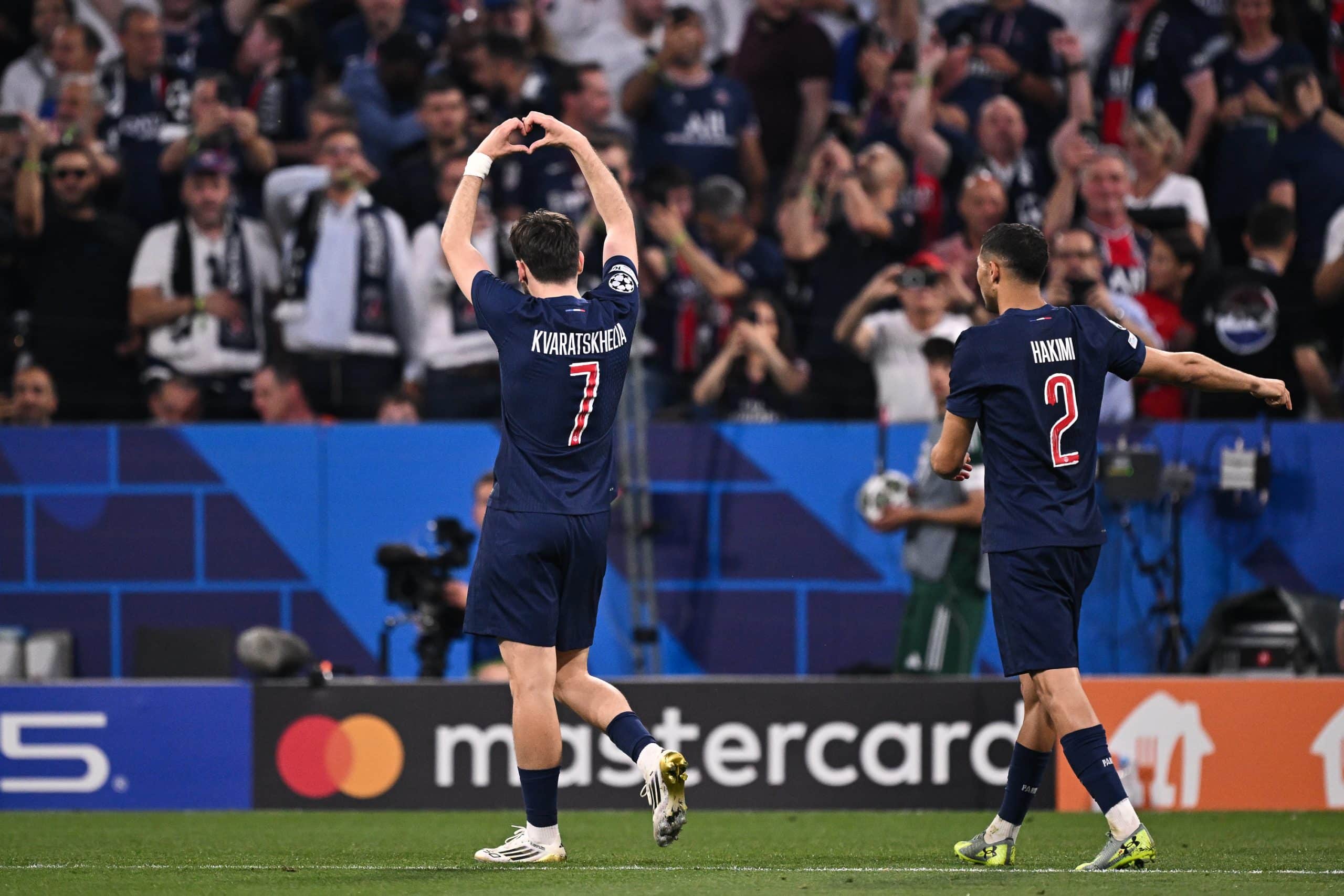 La joie de Kvaratskhelia après son but face à l'Inter Milan.