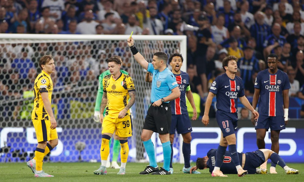Le Roumain Kovacs lors de la finale de Champions League entre le PSG et l'Inter Milan.