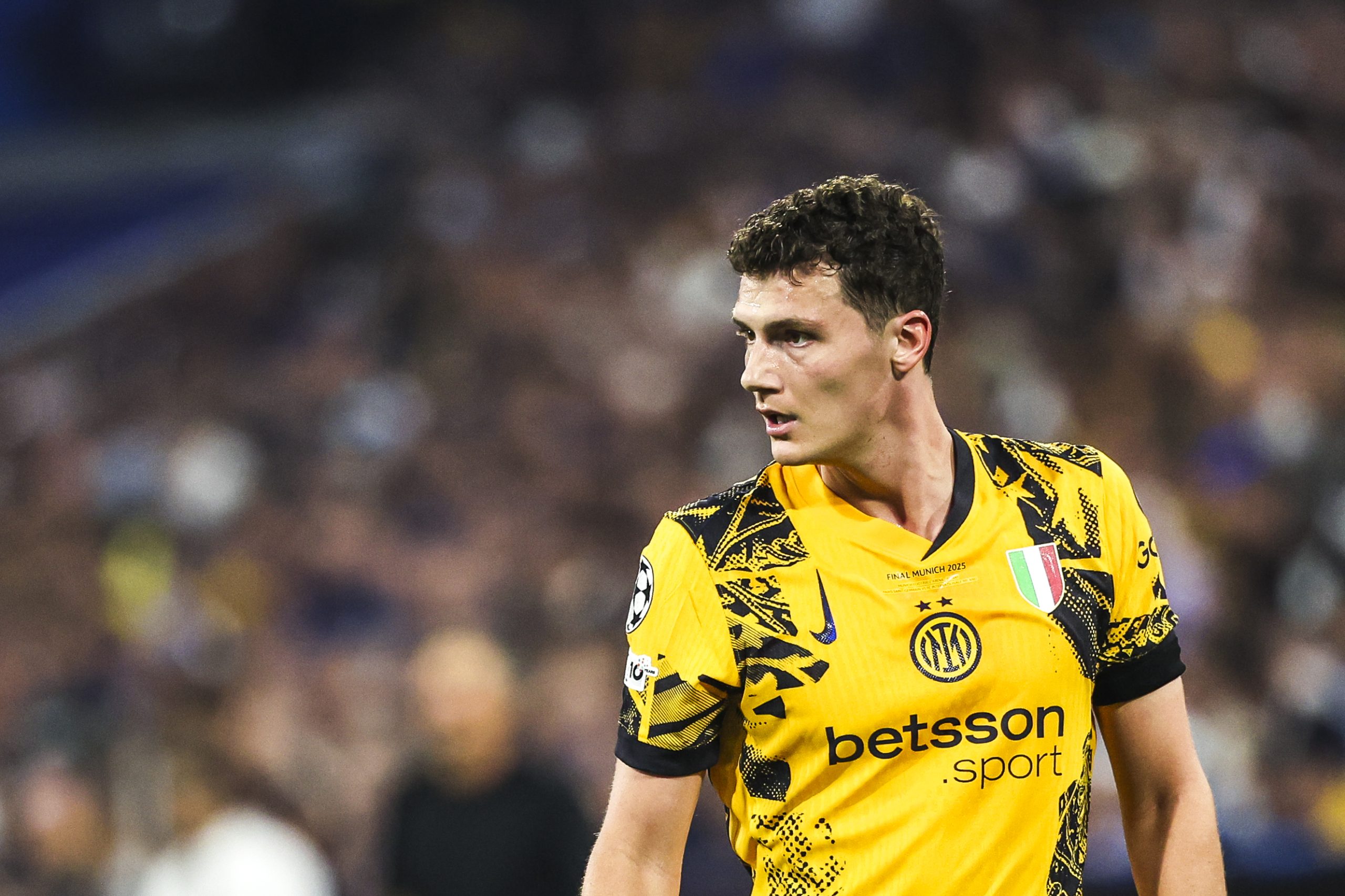 LOSC Mercato : Un concurrent XXL prêt à torpiller le dossier Benjamin Pavard