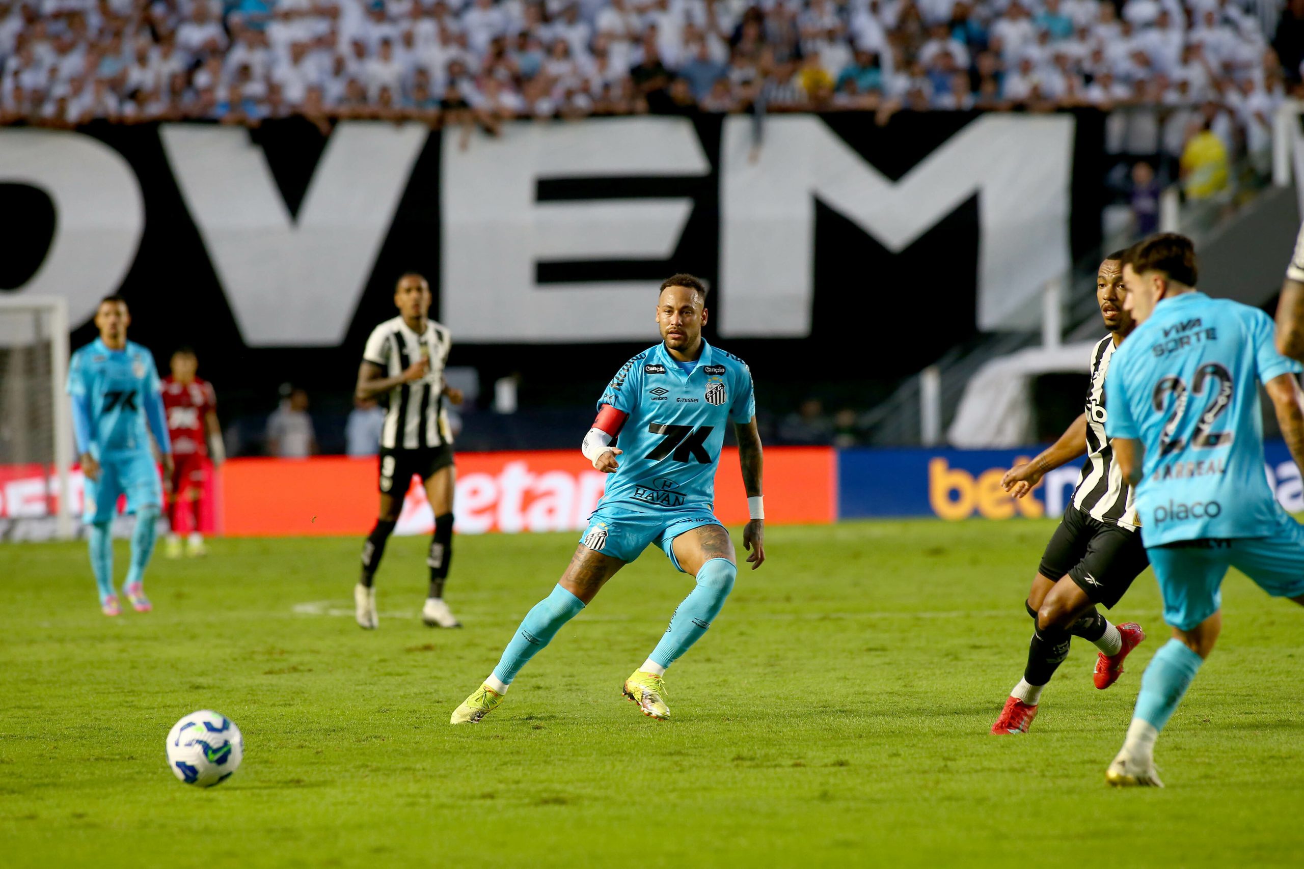 Neymar en action lors d'un match de Santos.