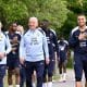 Kylian Mbappé aux côtés de Didier Deschamps et Guy Stéphan