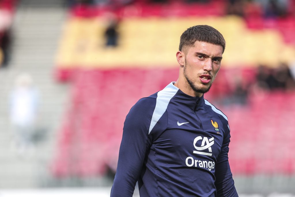RC Lens Mercato : Robin Risser va signer, les dessous du deal dévoilés ...