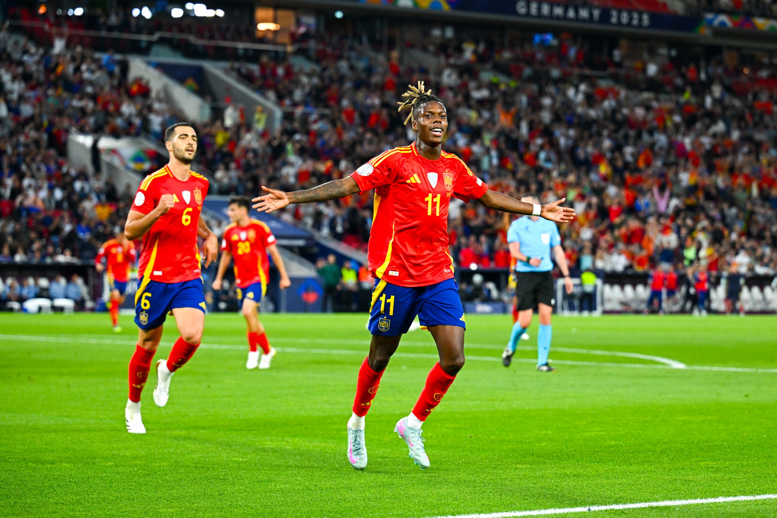 La joie de Nico Williams après son but avec l'Espagne contre la France en Ligue des Nations.