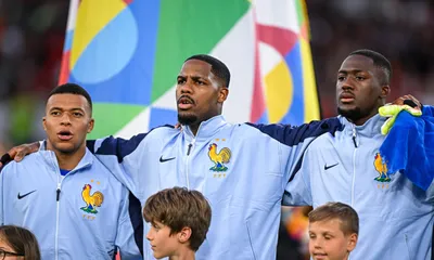 Real Madrid Mercato : Mbappé harcèle un Bleu pour qu&rsquo;il le rejoigne !