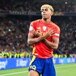 FC Barcelone : Lamine Yamal fait sensation en boîte de nuit à Ibiza ! (vidéo)