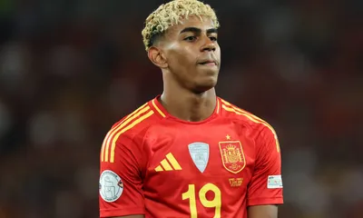 Scandale en Espagne : la convocation de Lamine Yamal par la Roja fâche le Barça