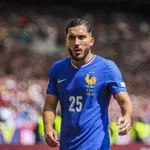 OL : Rayan Cherki veut venger Lyon et « tuer » Manchester United