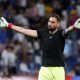 Le gardien du PSG Gianluigi Donnarumma à la fin d'un match avec l'Italie.