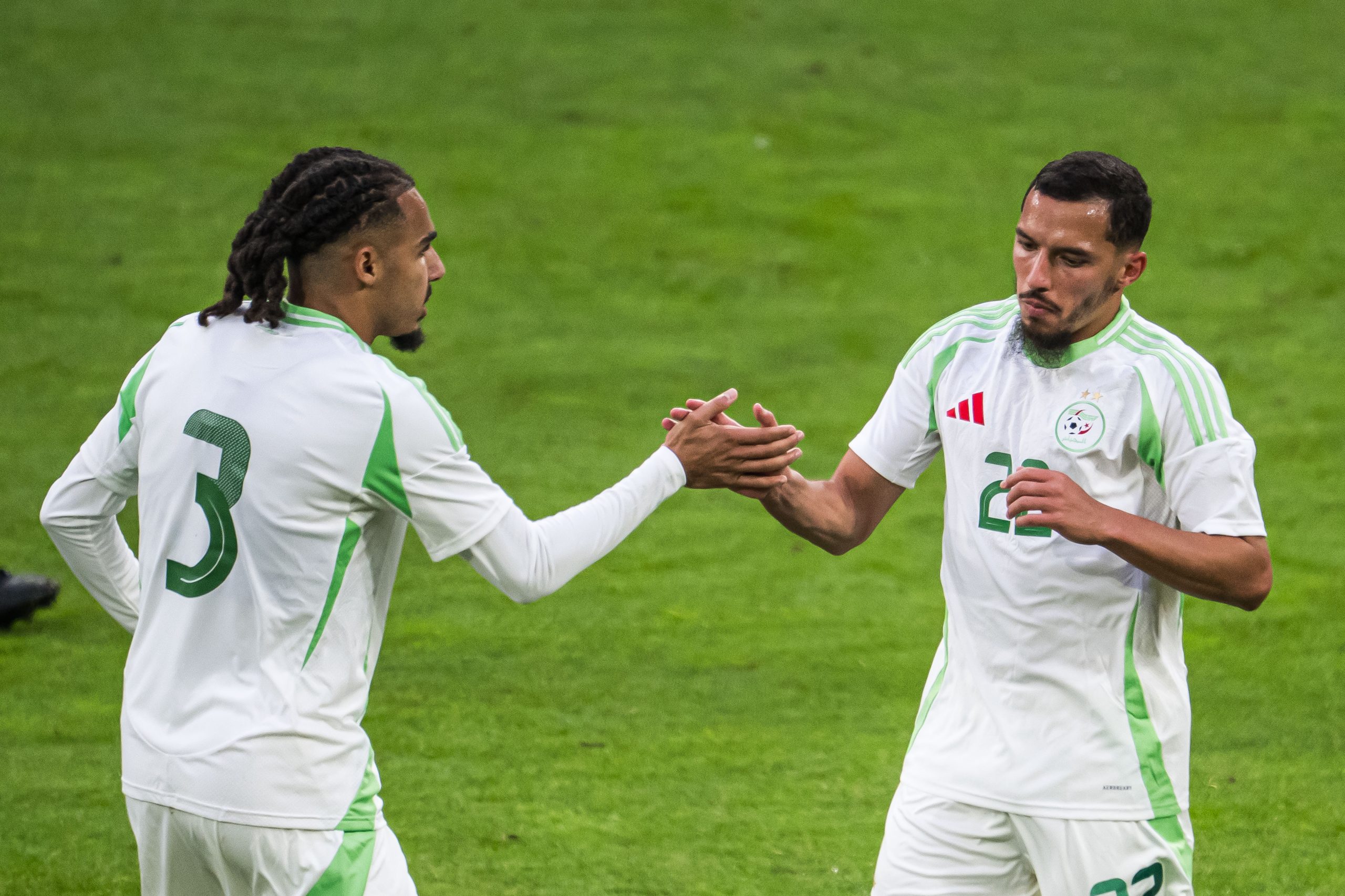 OM Mercato : l'AC Milan met un stop définitif à Benatia pour Bennacer