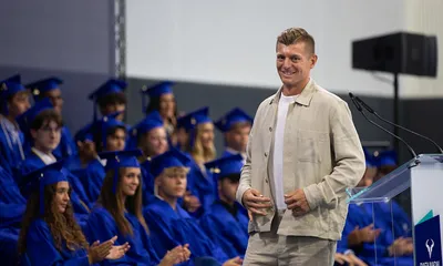 Real Madrid : Toni Kroos démonte le FC Barcelone et humilie Flick avec une punchline monstrueuse !