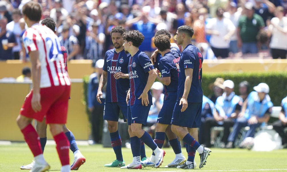 La joie des joueurs du PSG après un but marqué contre l'Atlético Madrid au Mondial des Clubs.