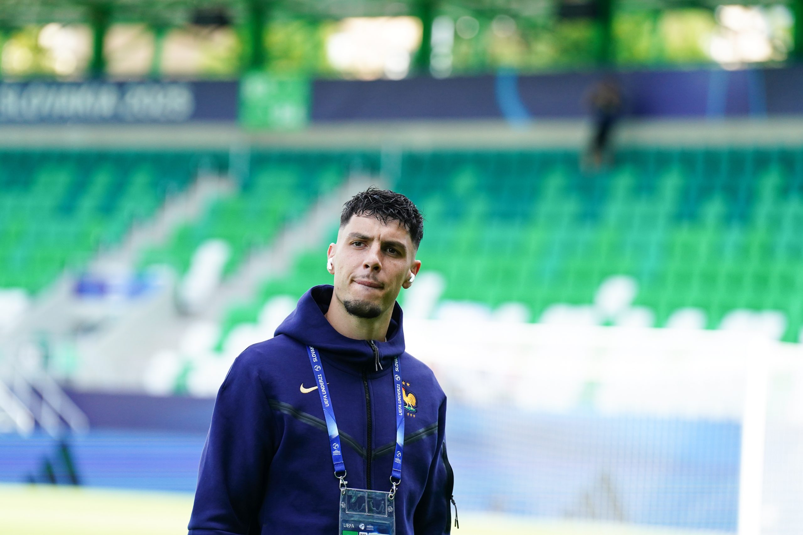 L'attaquant du FC Nantes, Matthis Abline, avant un match de l'équipe de France Espoirs.