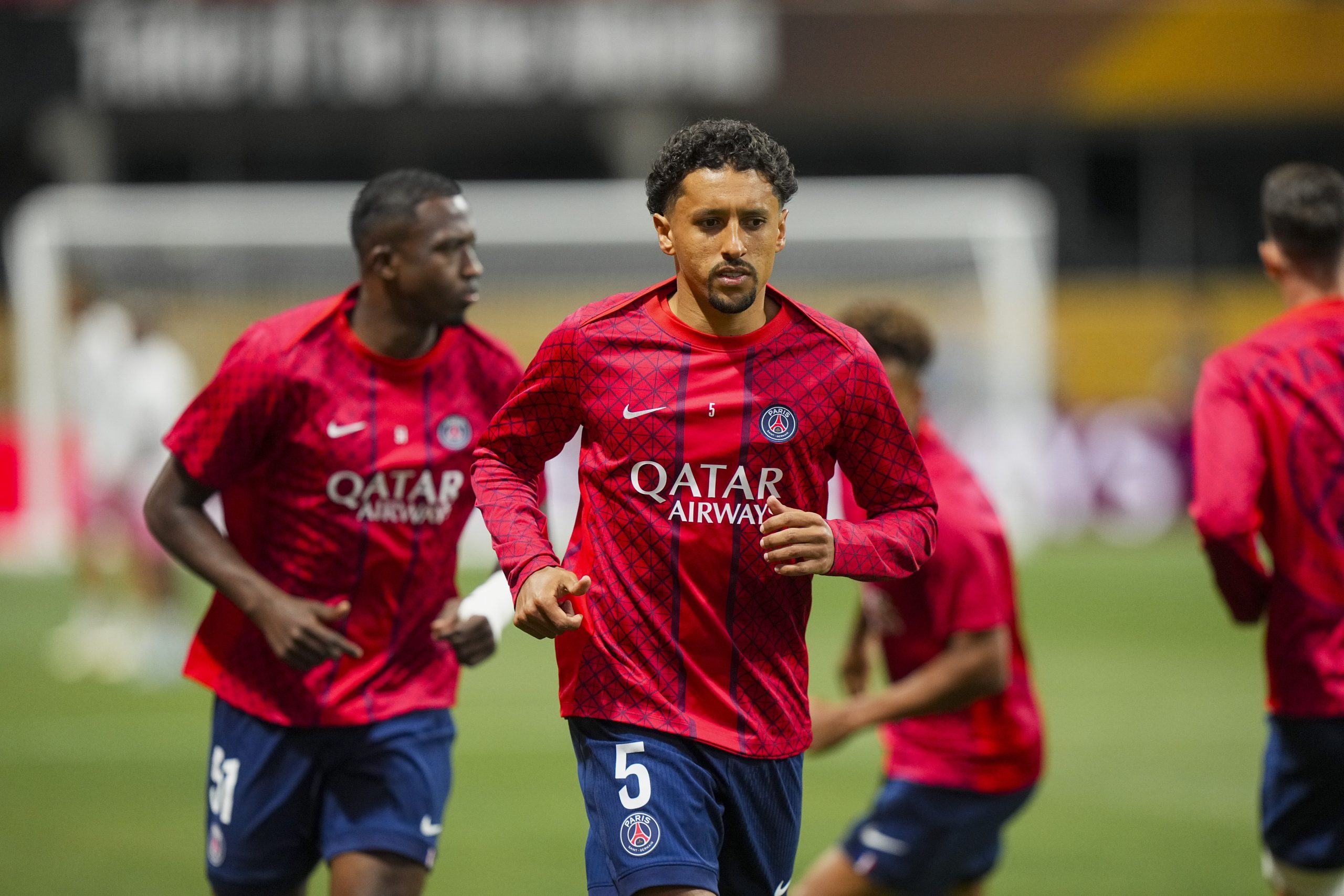 PSG : un match a coûté leur place à Pacho et Marquinhos dans la liste du Ballon d'Or