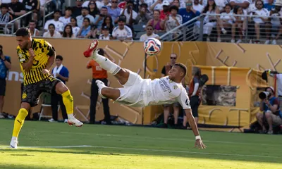 Revue de presse espagnole : le Real tient son 10, un invité surprise à la tournée du Barça ?