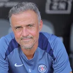 PSG : Luis Enrique répond à Didier Deschamps après les blessures de Dembélé et Doué
