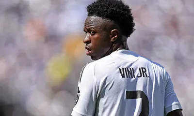 Real Madrid Mercato : une offre record va tomber pour Vinicius !