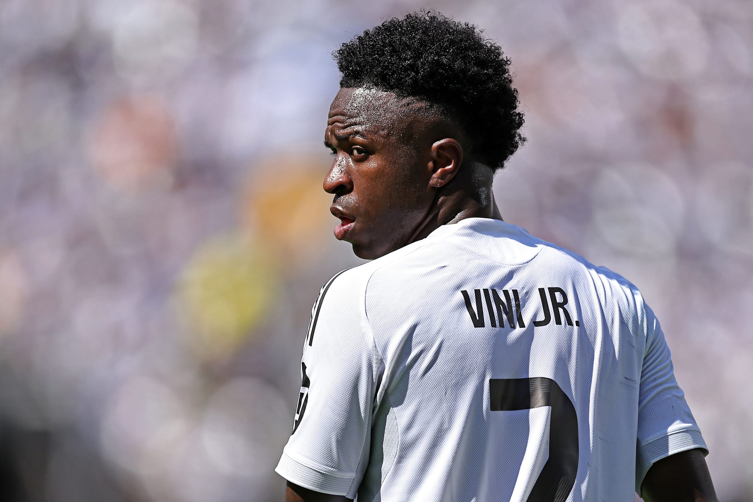 Les infos du jour : Le Real Madrid veut vendre Vinicius, Chevalier se rapproche du PSG, Weah va au clash pour rejoindre l’OM
