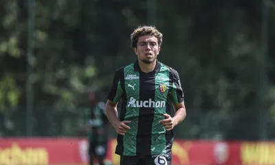 RC Lens Mercato : Pierre Sage sort du silence sur l&rsquo;avenir de Neil El Aynaoui