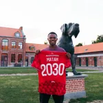 LOSC Mercato : un attaquant prometteur et très convoité rejoint les Dogues (officiel)