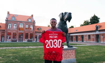 LOSC Mercato : un attaquant prometteur et très convoité rejoint les Dogues (officiel)