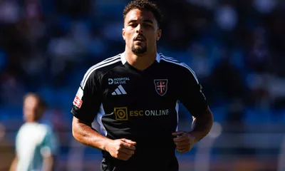 OL Mercato : Kluivert est à Lyon, les dessous de son transfert déjà dévoilés !