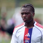 OL Mercato : Lyon sécurise l&rsquo;avenir de sa pépite offensive (officiel)
