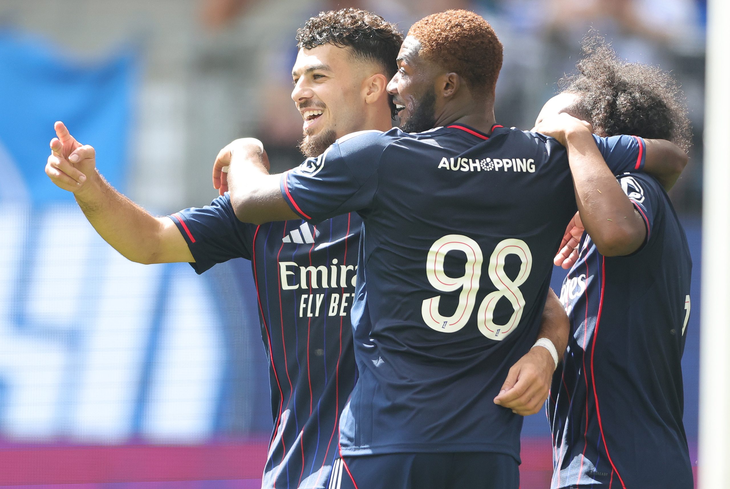 OL : Lyon s'offre une promenade de santé face à Hambourg en amical