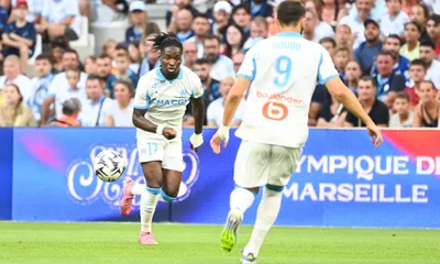 OM Mercato : 2 clubs fortunés s&rsquo;attaquent à Rowe