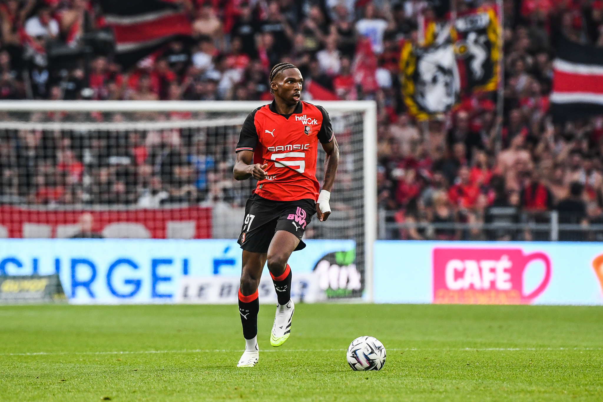 Stade Rennais Mercato : un géant européen s'attaque à Jacquet !