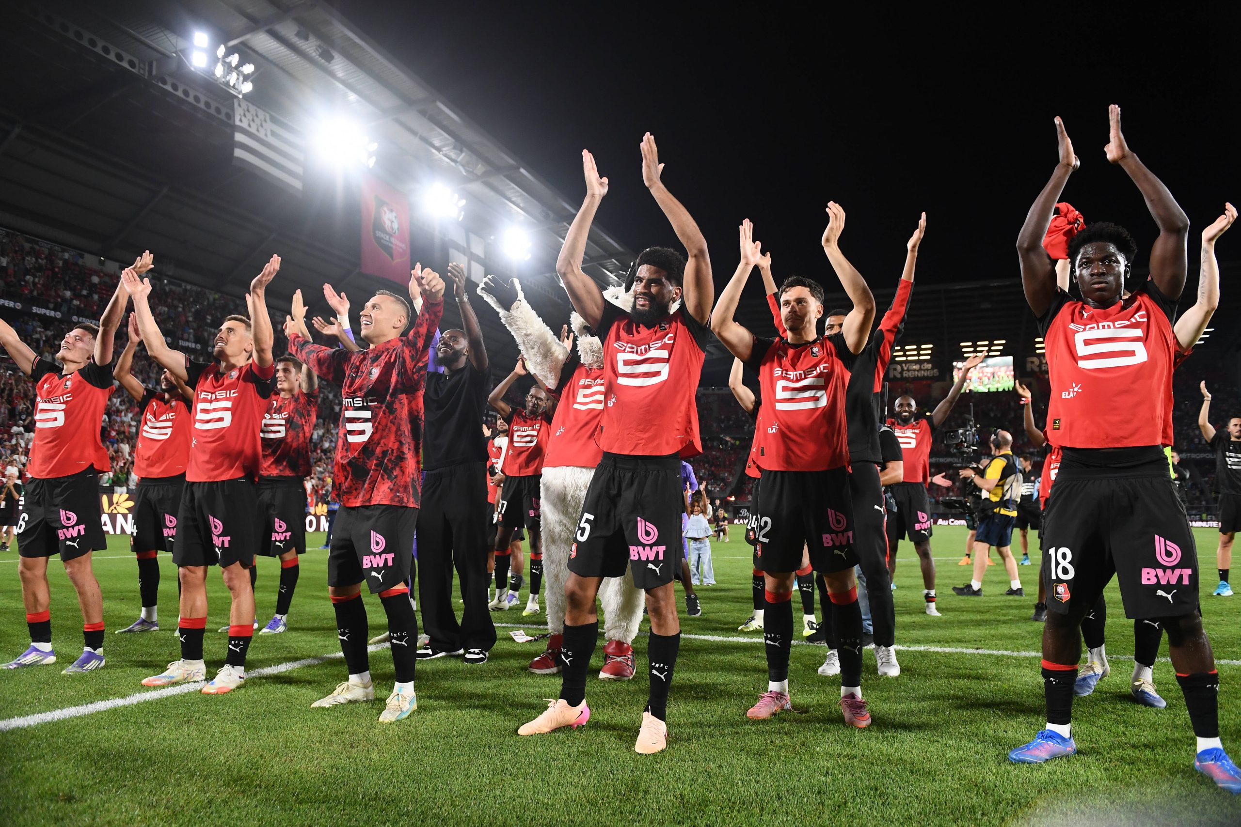 Stade Rennais : Beye prêt à aligner son milieu type, le 3e meilleur de L1, face à Lorient ?