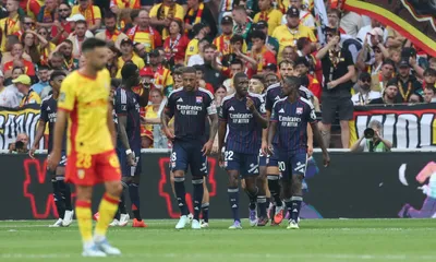 Un OL héroïque démarre par un succès à Lens, les notes des Gones