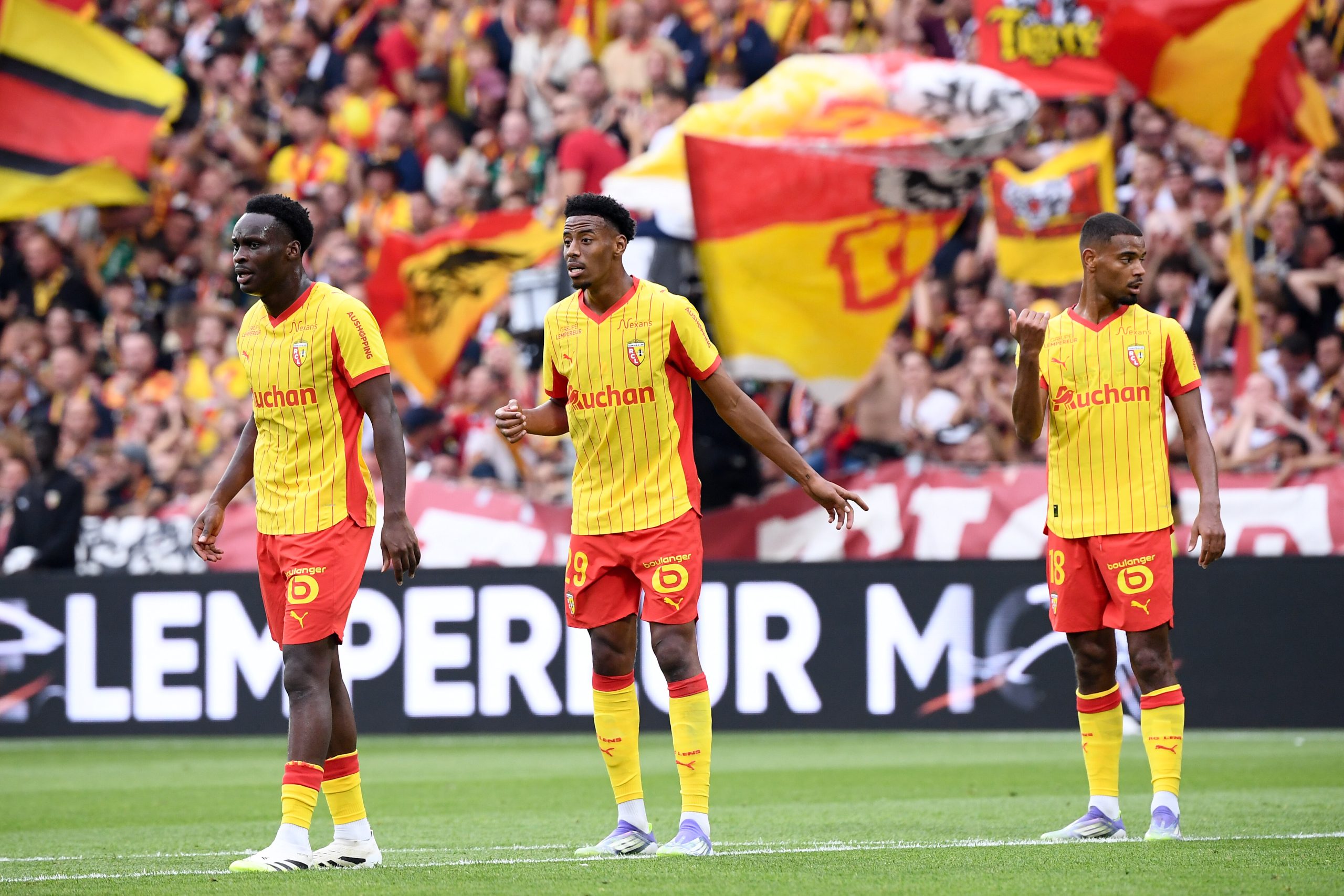 Samson Baidoo, Morgan Guilavogui et Andy Diouf lors du match entre le RC Lens et l'OL.