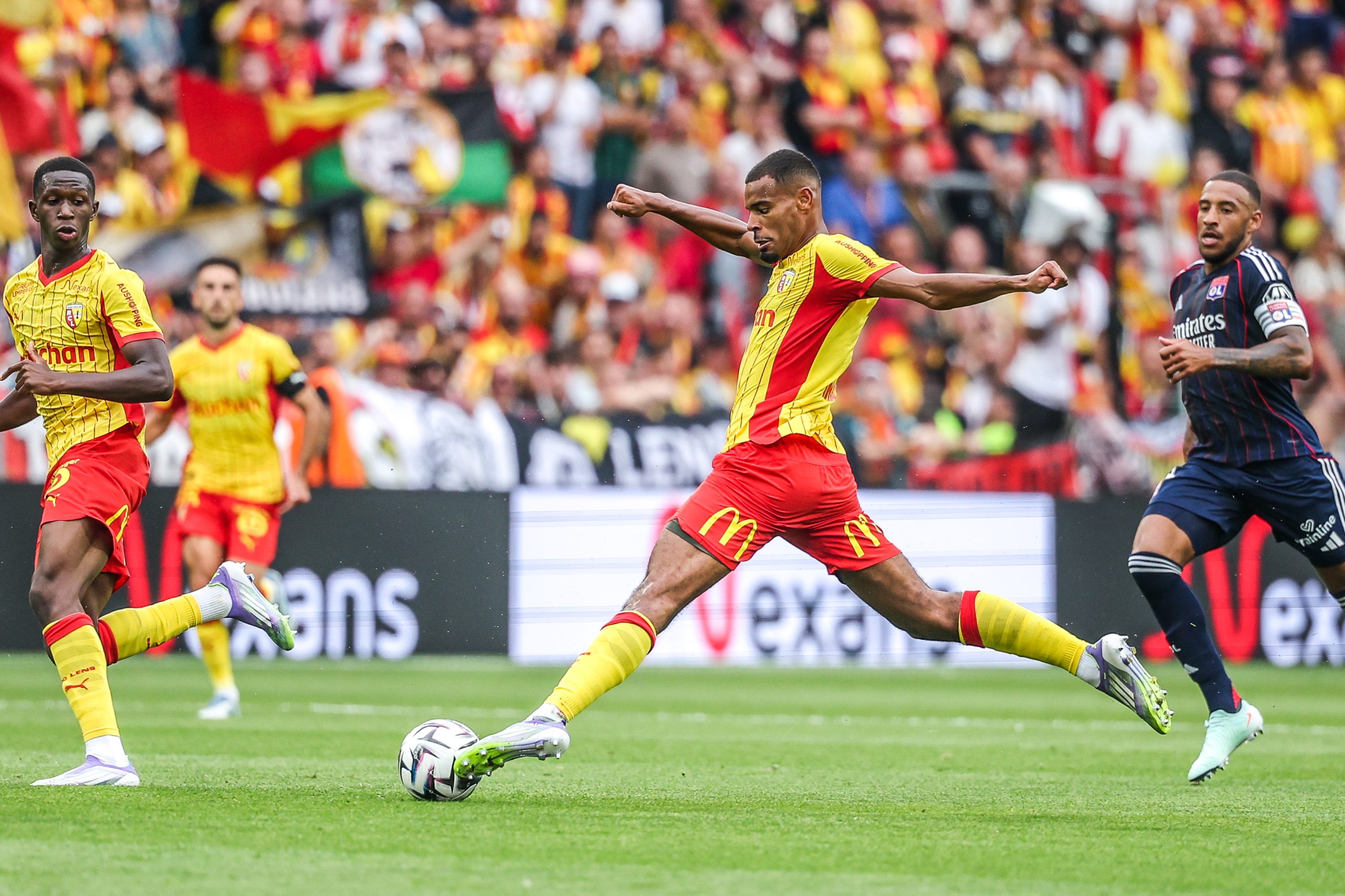 RC Lens Mercato : Diouf à l'Inter, c'est signé, 25 M€ dans les caisses du Racing !