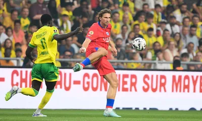 FC Nantes – PSG : Luis Enrique félicite Zabarnyi et chambre Beraldo