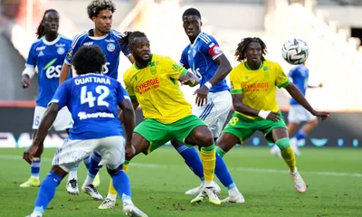 FC Nantes : les Canaris s&rsquo;inclinent en fin de match contre le RC Strasbourg