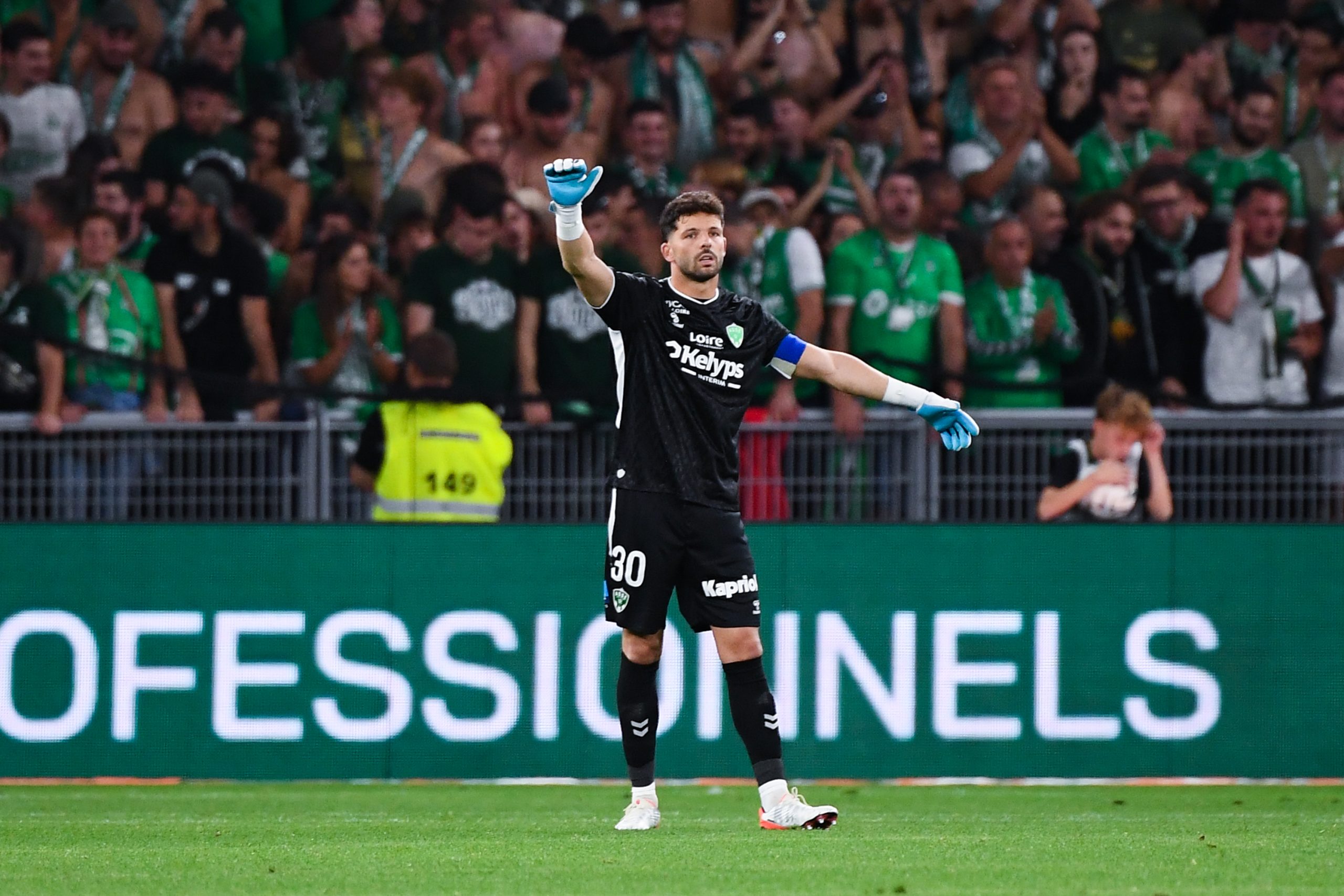 Gautier Larsonneur lors d'un match de l'ASSE.